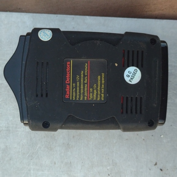 Black Radar Detector with Red Accents - Picture 2 of 3